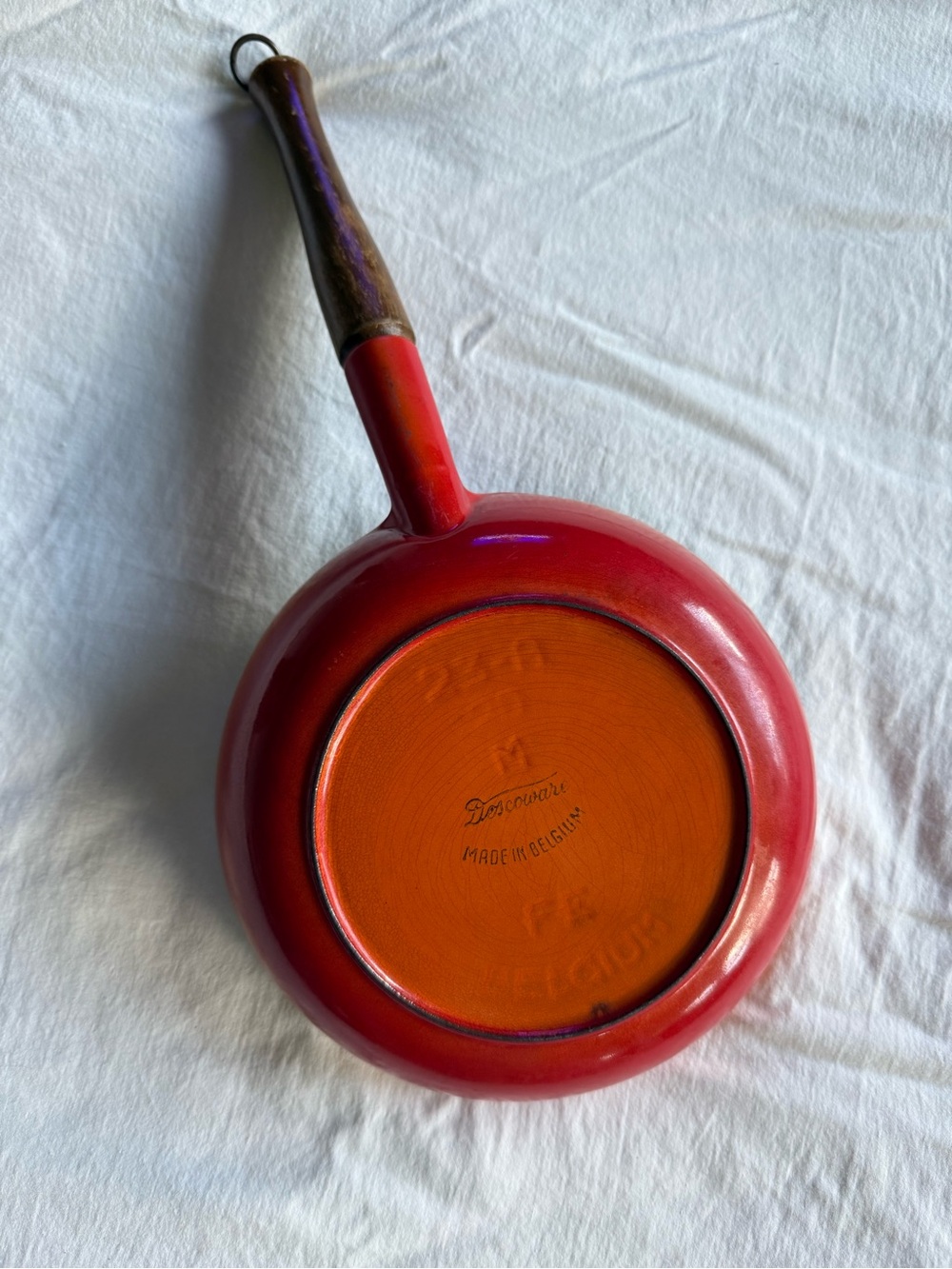 Descoware Flame Orange Vintage Frying Pan with Wooden Handle - Made in Belgium